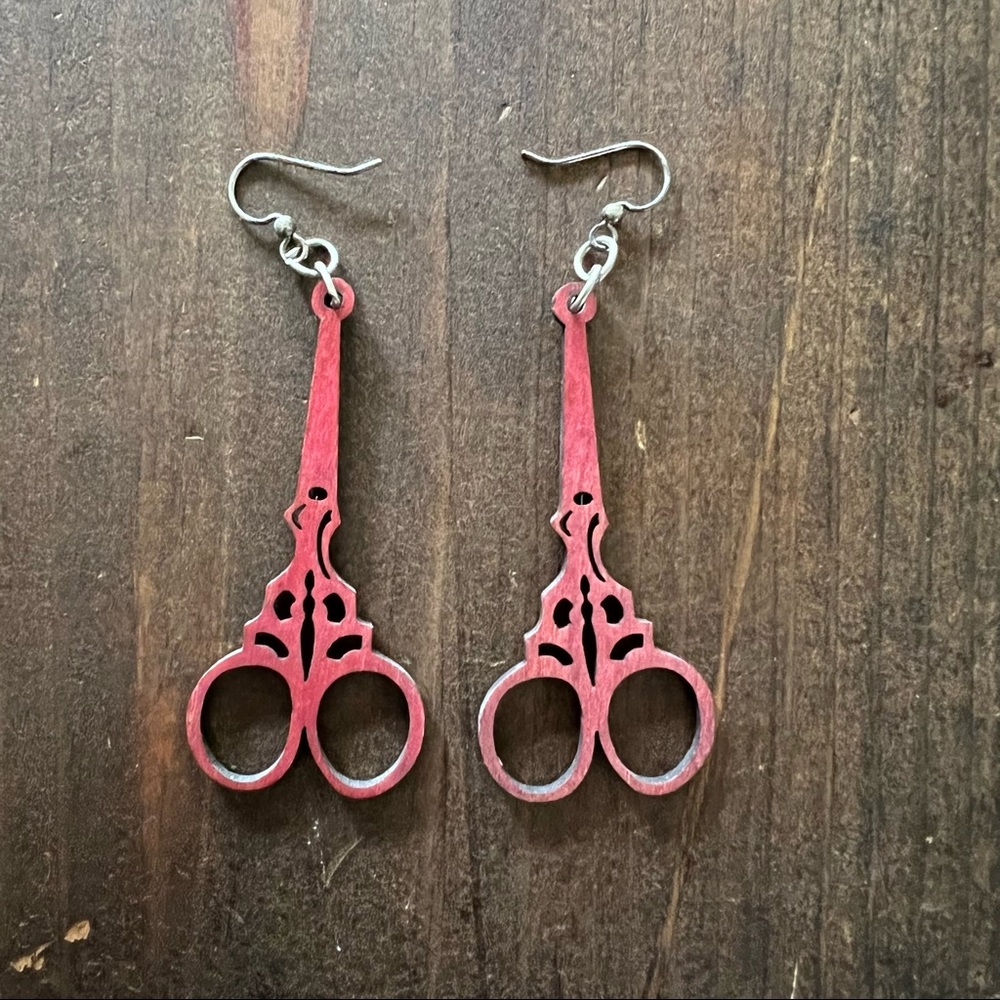 Scissor dangle earrings